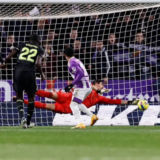 Courtois-Villareal-Real-Madrid-La-Liga ,