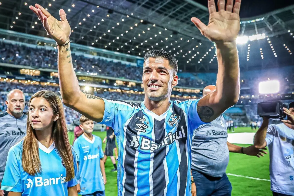 Luis-Suarez-Presentación-Gremio, 