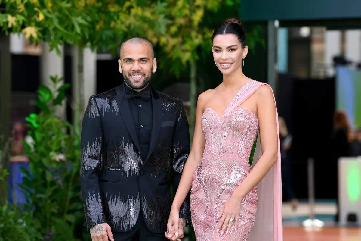 Joana-Sanz-le-pide-el-divorcio-a-Dani-Alves-1-scaled-1.jpg, 