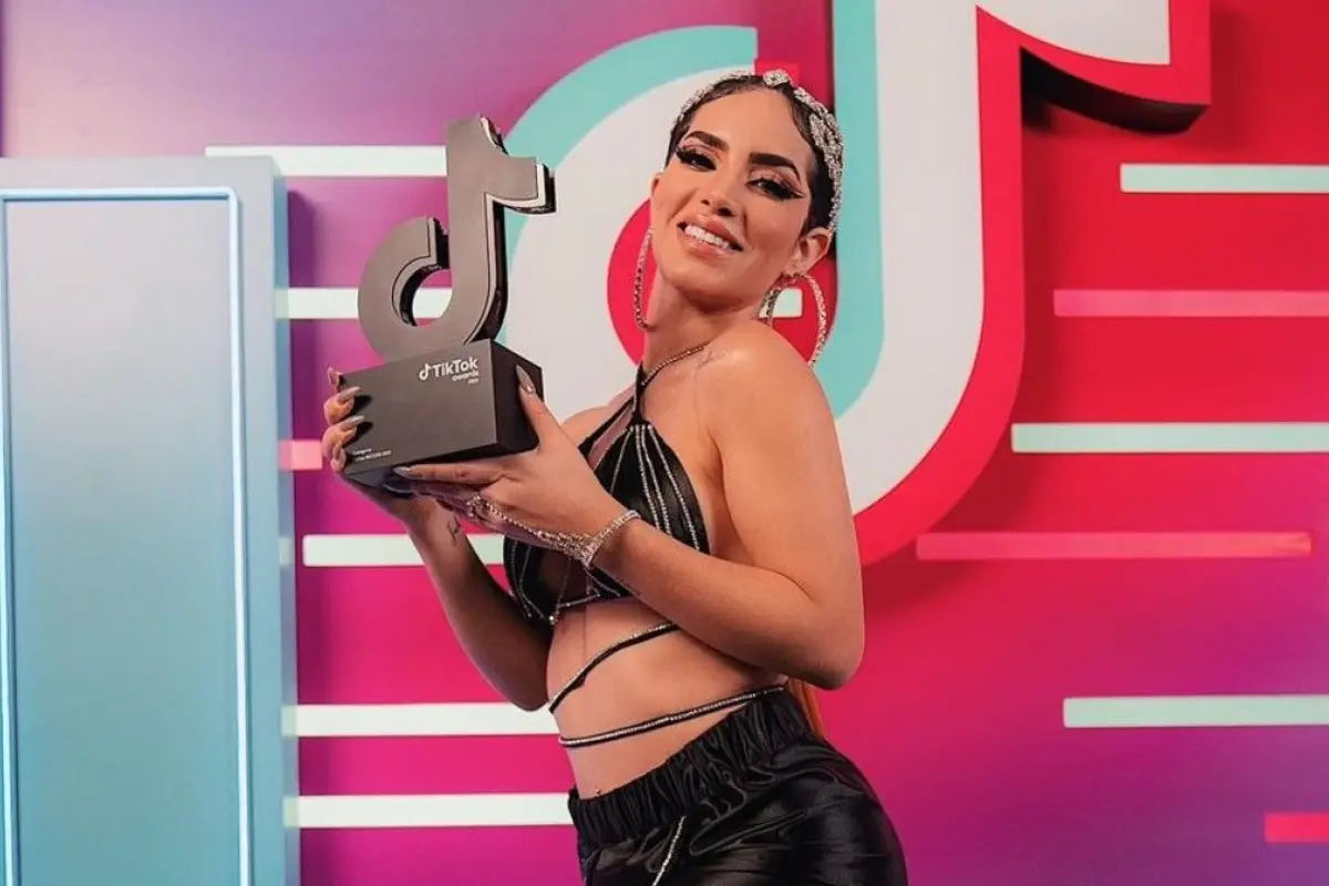 kimberly-loaiza-tiktok-awards.jpg, 