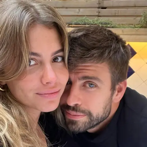 Gerard Piqué Shakira ,