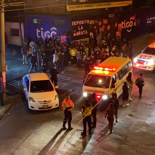 Asesinan a mujer en la colonia Carolingia, en Mixco. / Foto: CVB