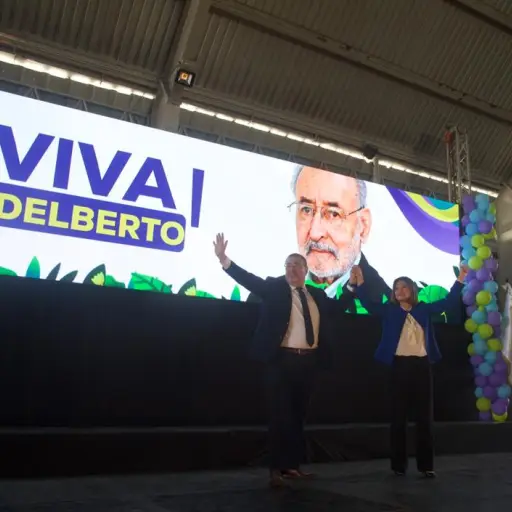Binomio presidencial de Movimiento Semilla, el diputado Bernardo Arévalo y Karin Herrera. / Foto: Omar Solís