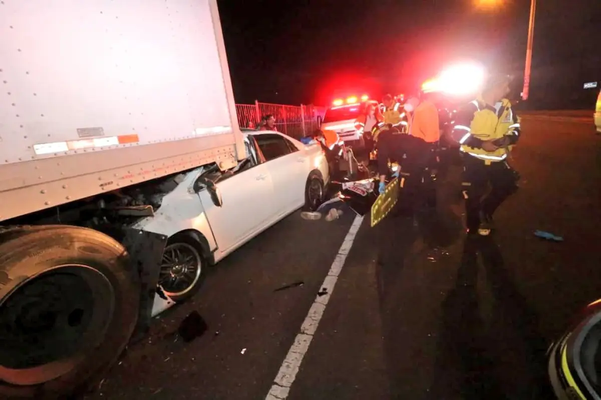 Accidente en carretera a El Salvador. / Foto: Cortesía