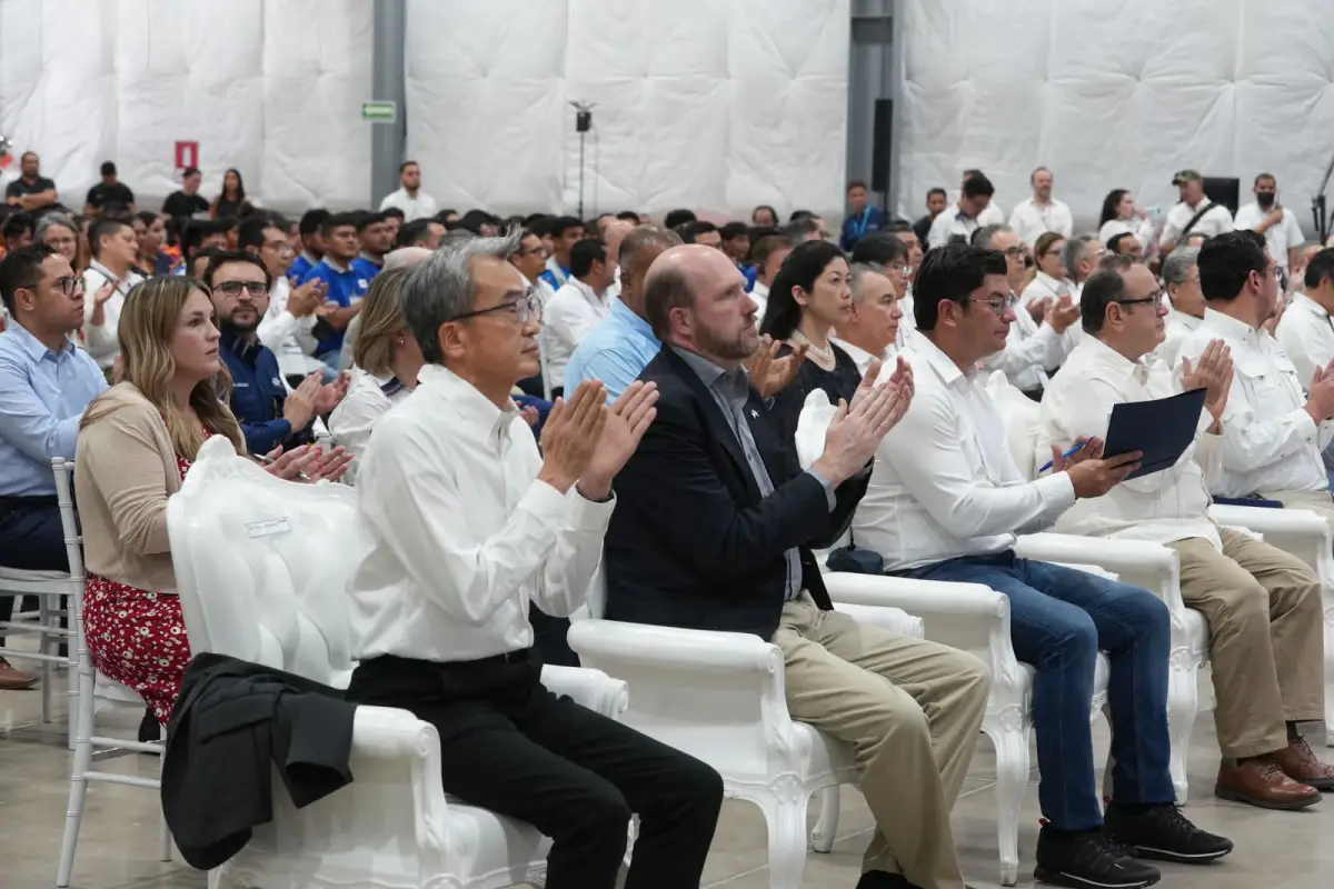 Inauguración en planta de arneses automotrices de Yazaki. Foto: Embajada de Estados Unidos en Guatemala