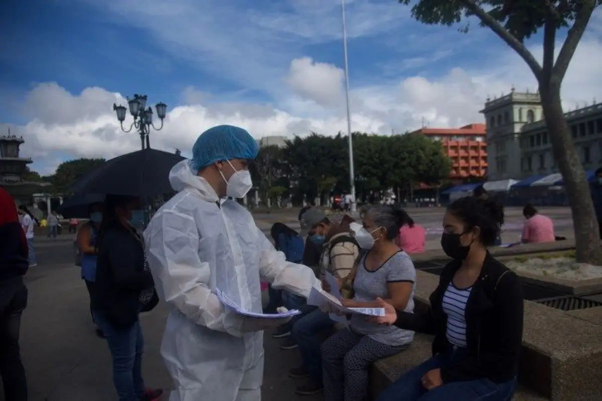 pruebas-covid-19-hisopados-plaza-constitucion-publinews7.jpg, 