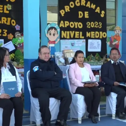 giammattei-ciclo-escolar-2023-emisoras-unidas ,