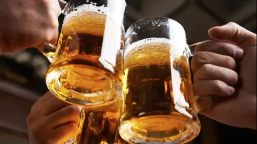 ¡Se acabaron la cerveza! Afición de esta selección desata escasez en EE. UU.