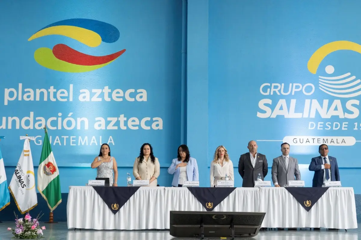 Presentan modelo Plantel Azteca Guatemala en la Escuela Normal Central para Varones, 