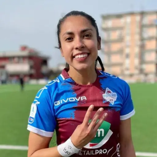 Ana Lucía Martínez anota en importante triunfo del Pomigliano ,