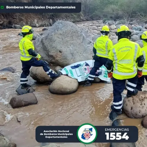 joven río los platanos - 19 marzo 2023 ,