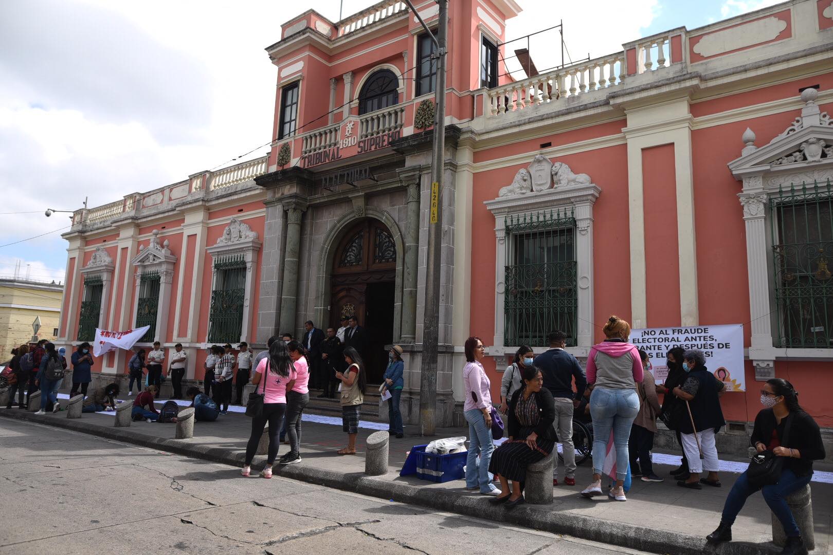 manifestacion-mujeres-tse-elecciones-emisoras-unidas7 | 