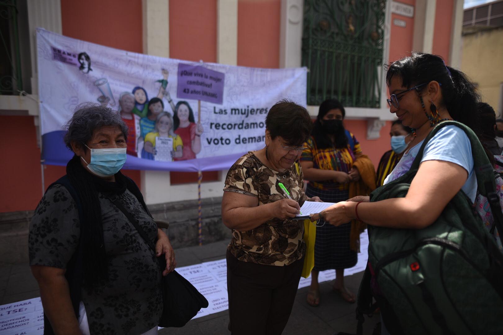 manifestacion-mujeres-tse-elecciones-emisoras-unidas10 | 