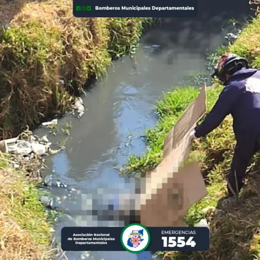 Encuentran cadaver flotando en el rio Salama ,