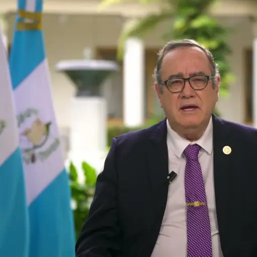 presidente alejandro giammattei ,