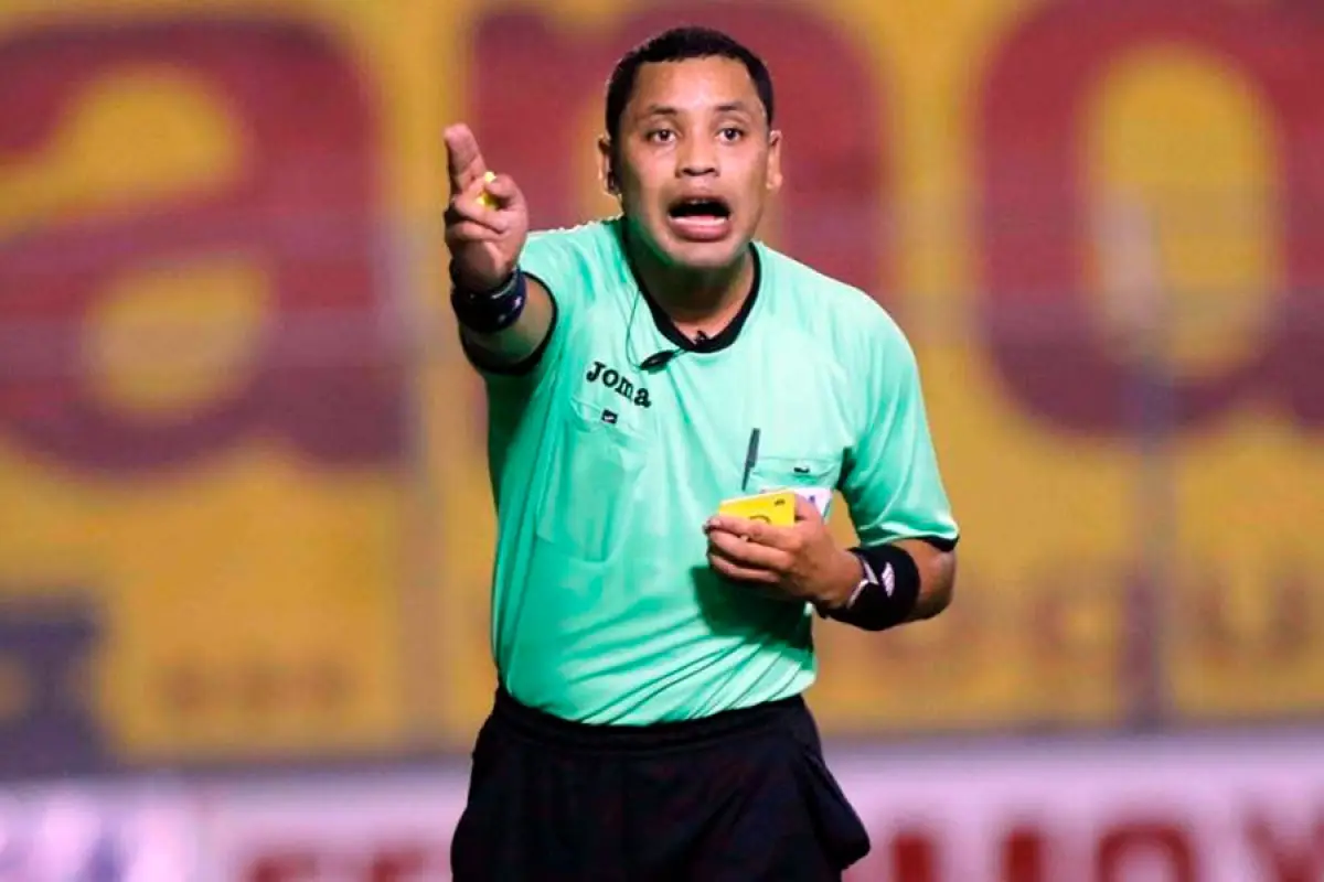 selvin-brown-arbitro del belice guatemala 2023, 