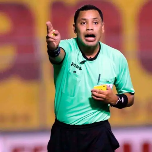 selvin-brown-arbitro del belice guatemala 2023 ,