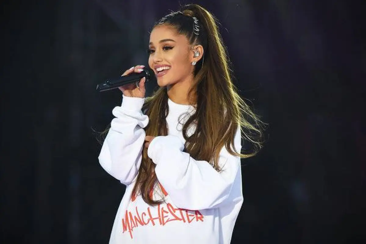 arianagrandepublinews-adf99806a458b88d03f3d5e2bdca7934.jpg, 