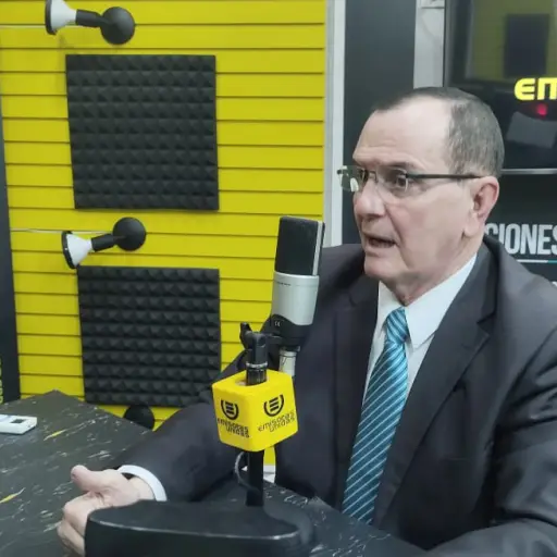 julio-rivera-claveria-candidato-presidente-mi-familia-emisoras-unidas ,