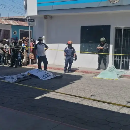 ataque armado agencia bancaria - 2 abril 2023 ,