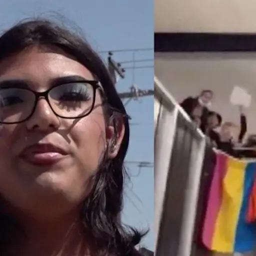 Estudiantes protestan tras prohibirle a alumna trans entrar al bano de mujeres ,