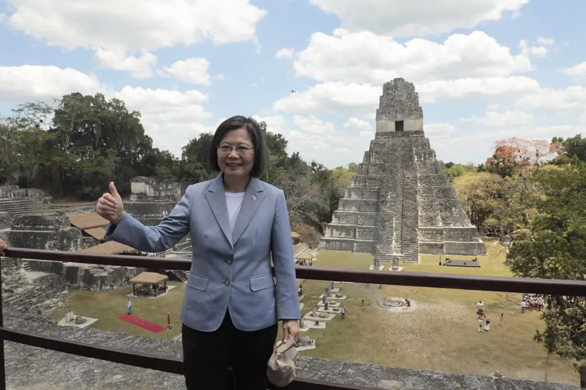 Así fue la visita de la presidenta de China (Taiwán) a Tikal, 