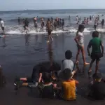  Para millones de guatemaltecos, la Semana Santa es sinónimo de turismo y diversión. ,Archivo.