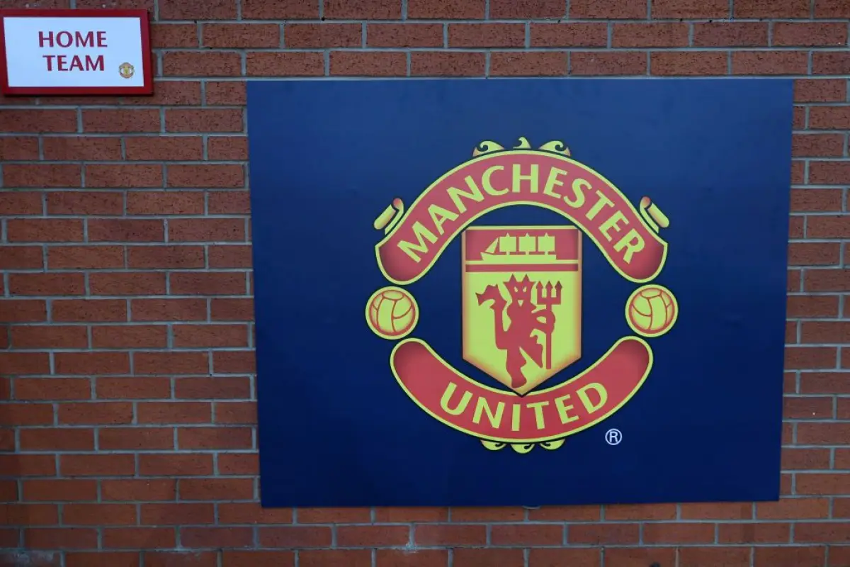 manchester-united-logo-1.jpg, 