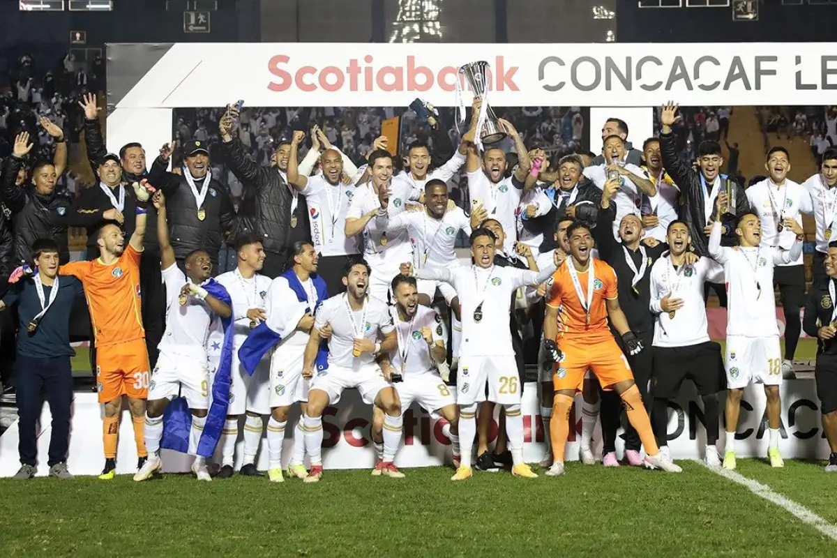 comunicaciones-campeon-liga-concacaf-3.jpg, 