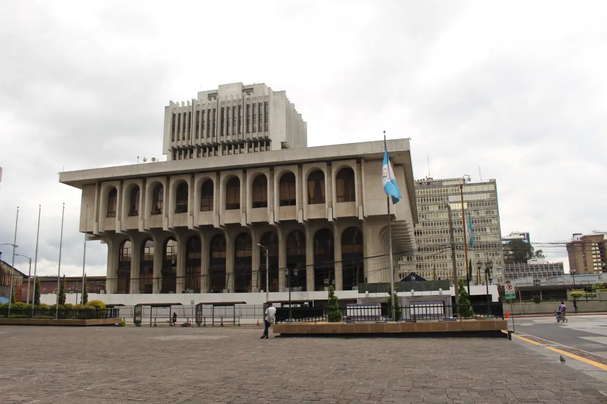 Torre-de-Tribunales-Corte-Suprema-de-Justicia-Guatemala-junio-2022-sandy-pineda-scaled-2.jpg, 