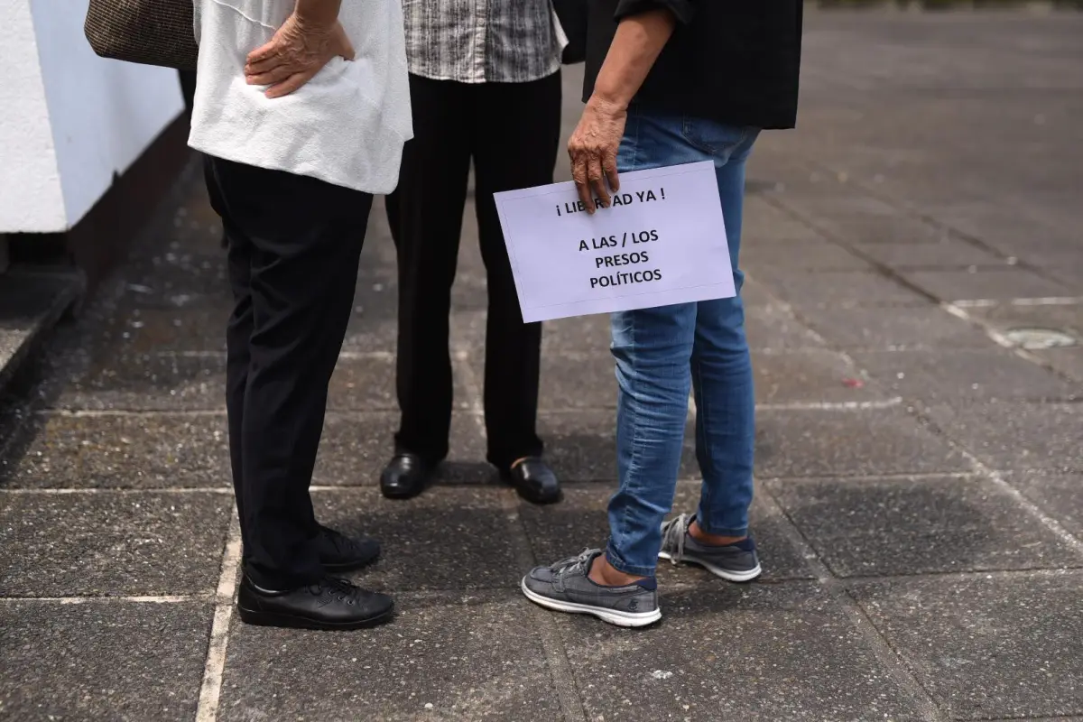 manifestacion-cierre-el-periodico-emisoras-unidas6, 