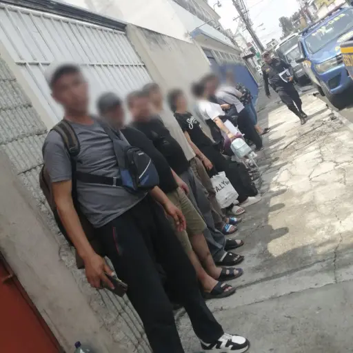 migrantes uzbekistan guatemala ,