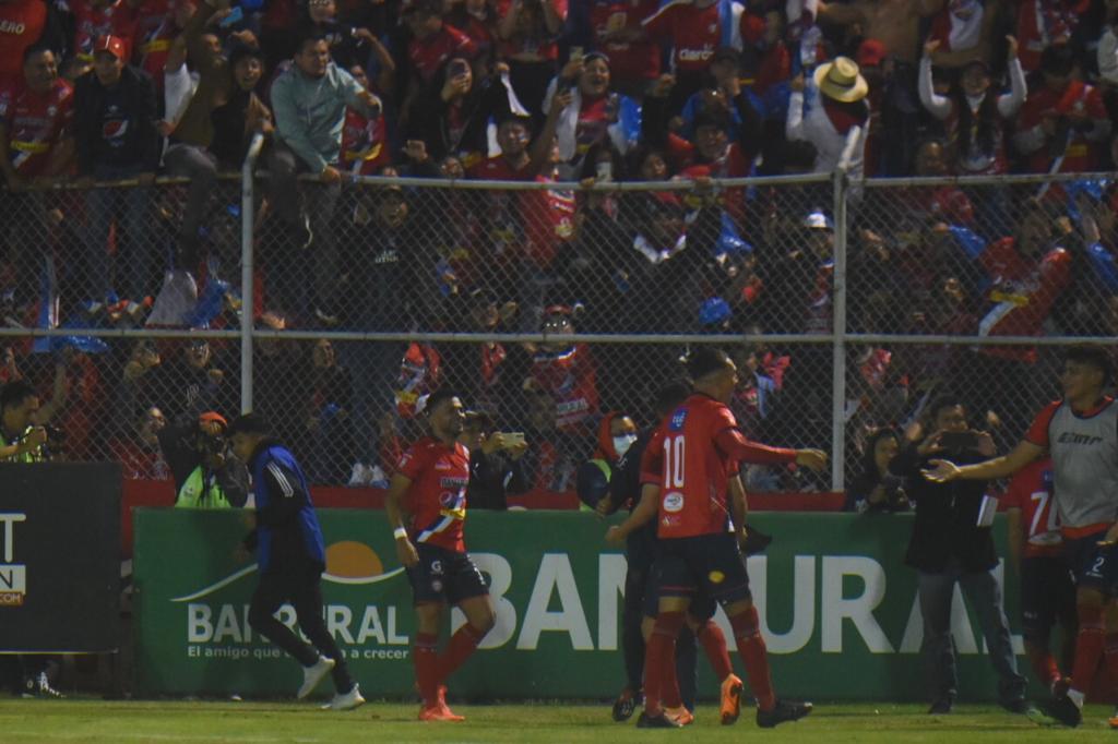 Celebración de Frank De León ante Antigua GFC | 