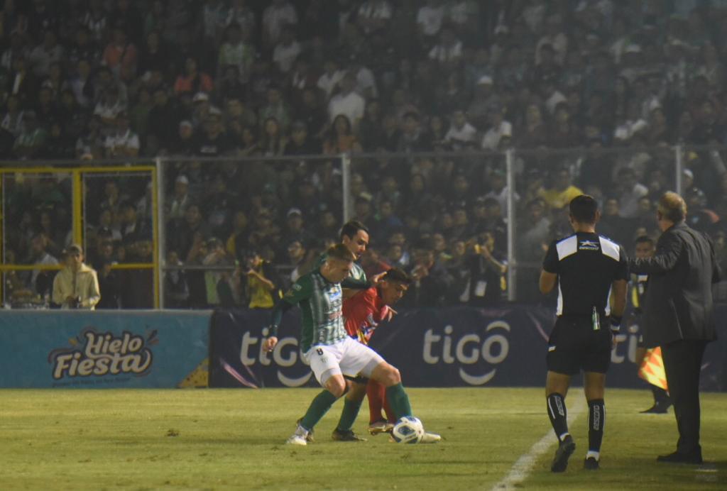 Partido entre Antigua GFC y Xelajú MC | 