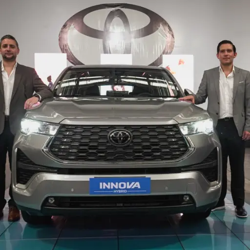 Cofiño Stahl Toyota Innova