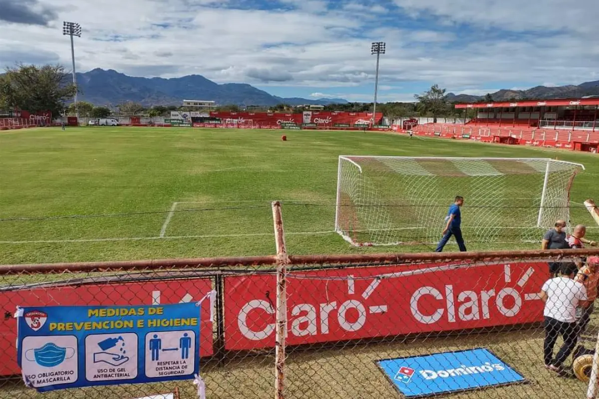 estadio-las-victorias-chiquimula-1.jpg, 