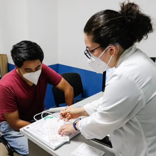 clinicas-post-covid-19-diciembre-2022-scaled-1.jpg ,