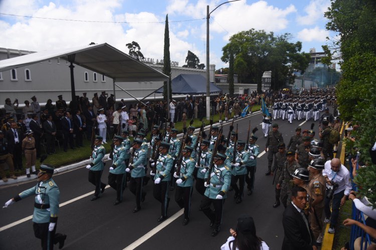 desfile-dia-ejercito-2023-emisoras-unidas8 | 