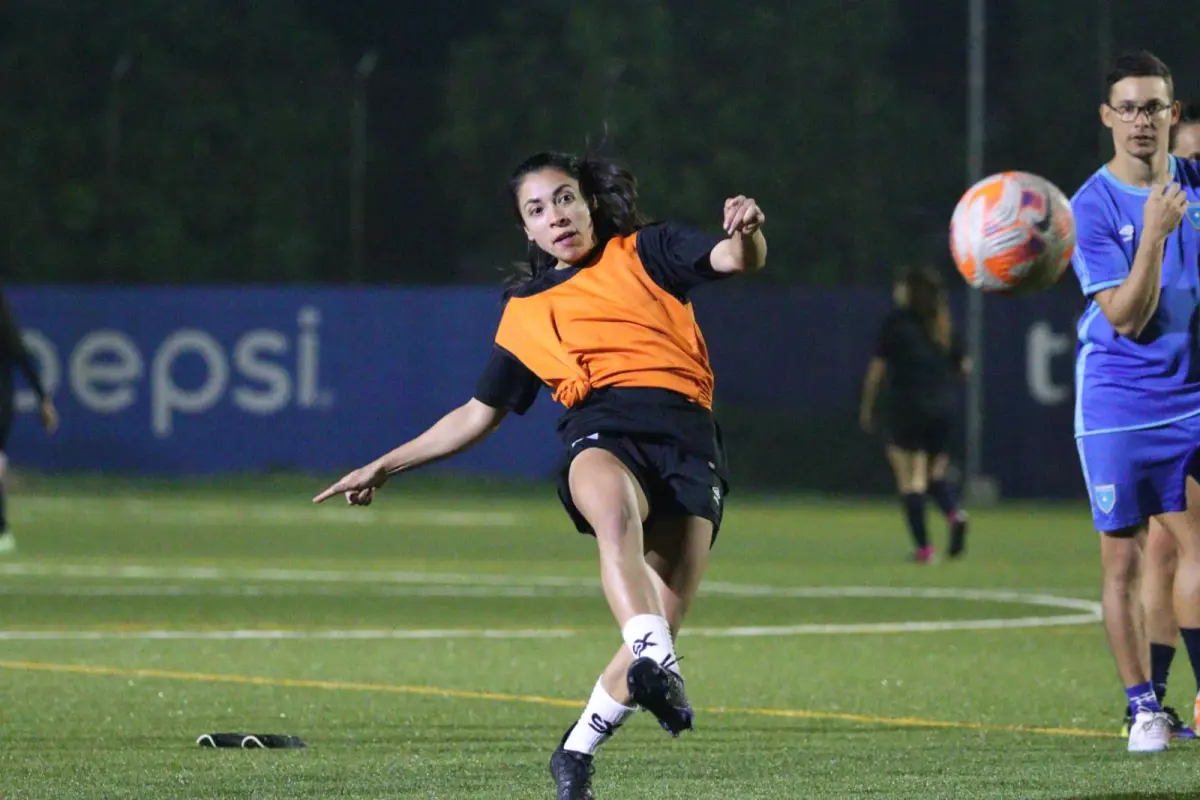 ana-lucia-martinez-seleccion-1-1.jpg, 