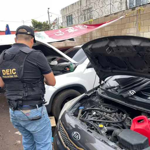 vehiculos robados guatemala ,
