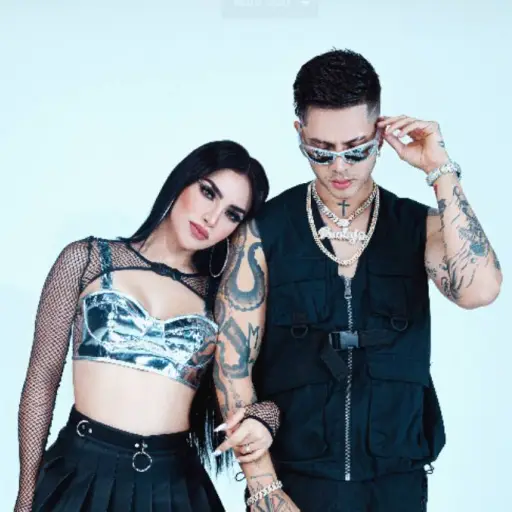 Kim Loaiza y JD Pantoja