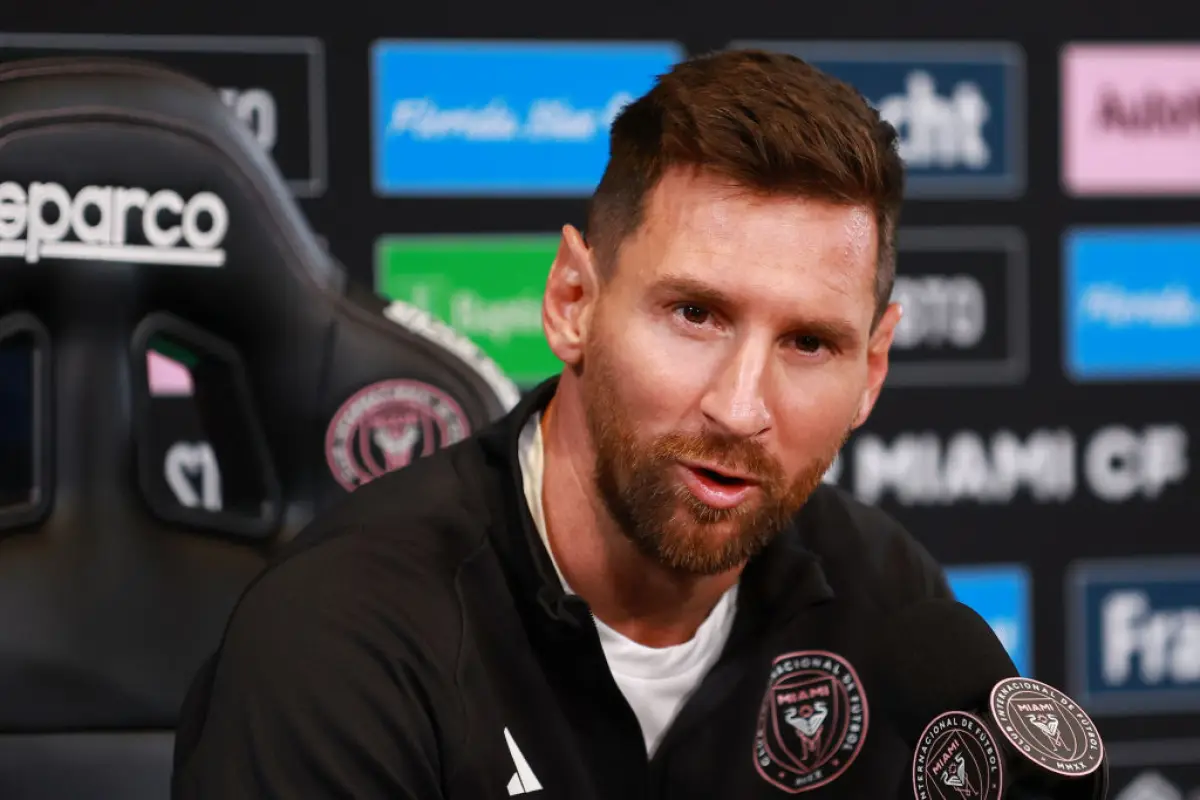 lionel-messi-en-conferencia-de-prensa-agosto-2023-1.jpg, 