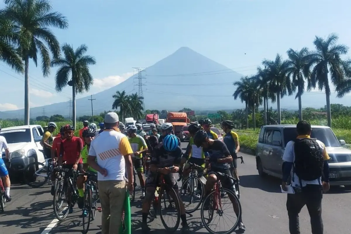 ciclistas-mensaje-departamento-de-transito-pnc-agosto-2023.jpg, 