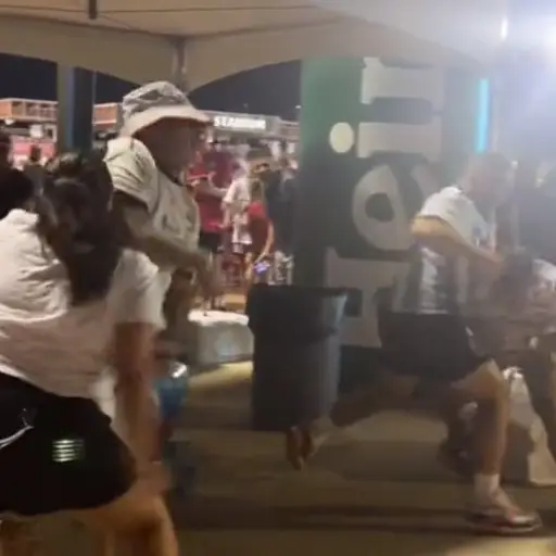 pelea en el partido del inter miami de messi en dallas 2023 ,