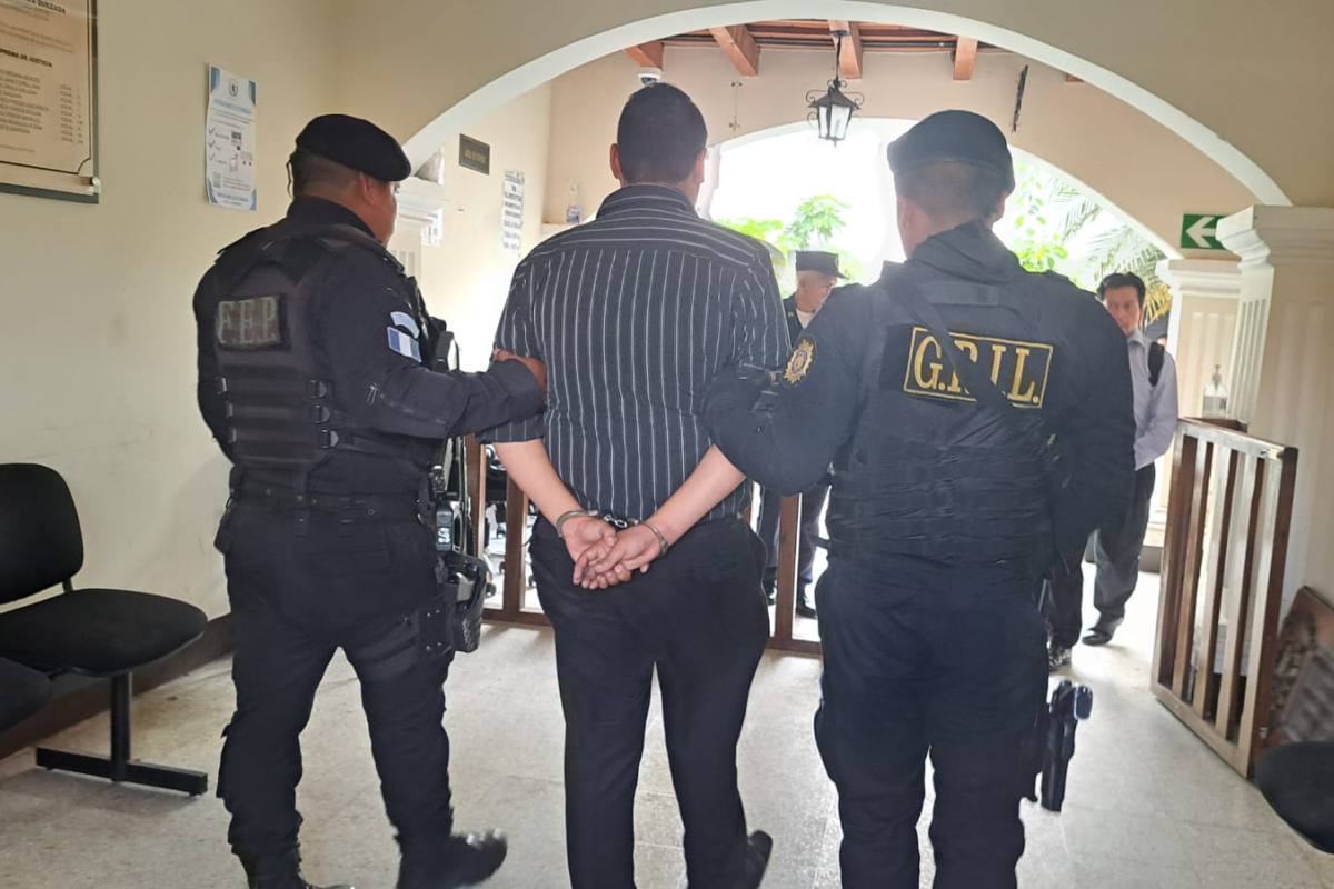 Presuntos responsables de la muerte de una docente son capturados