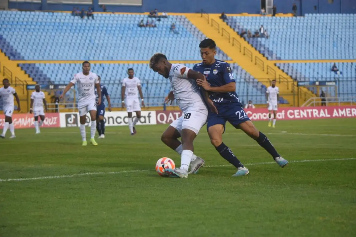 coban-imperial-ante-universitario-por-copa-centroamericana-2023-2.jpeg, 