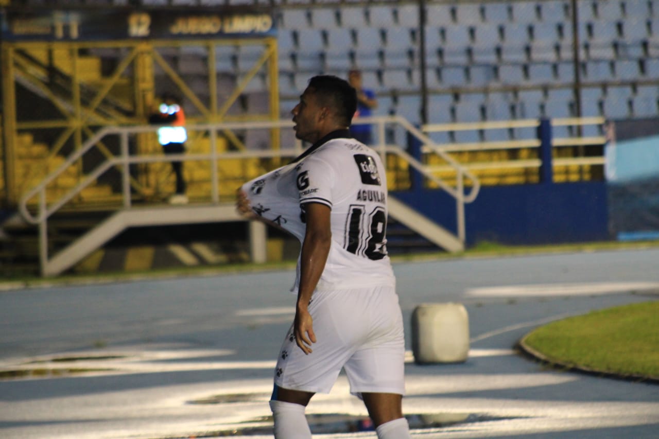 Celebración de Comunicaciones ante Herediano | 