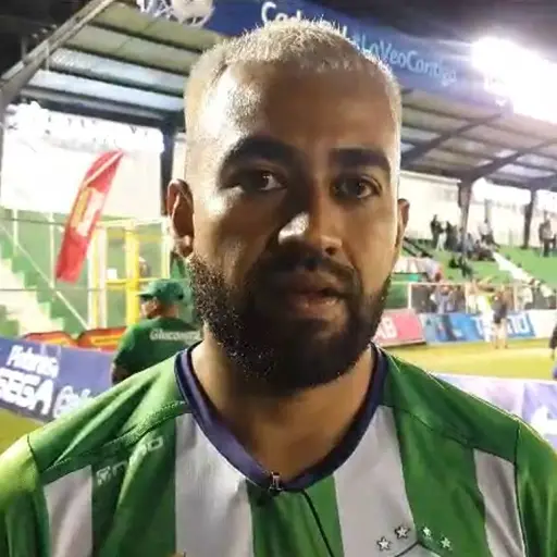 Dewinder Bradley espera recibir el llamado Tena para la Liga de Naciones ,