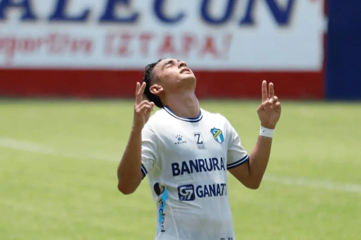 diego-santis-comunicaciones-convocados-copa-centroamericana-agosto-2023.png, 