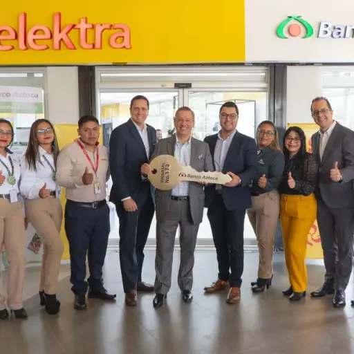 Elektra Villa Nueva Banco Azteca ,